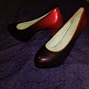 Red to black heels eur size 40 fits more like 9